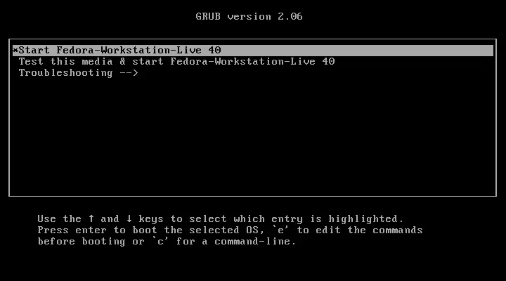 Bild: Fedora starten.
